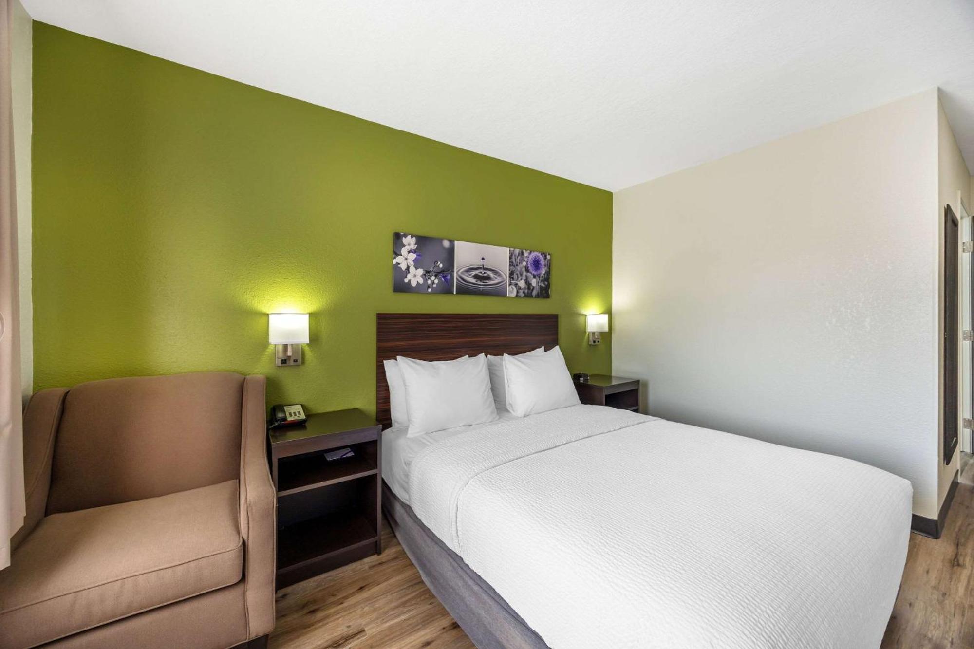Sleep Inn & Suites Salina I-135 Exterior foto